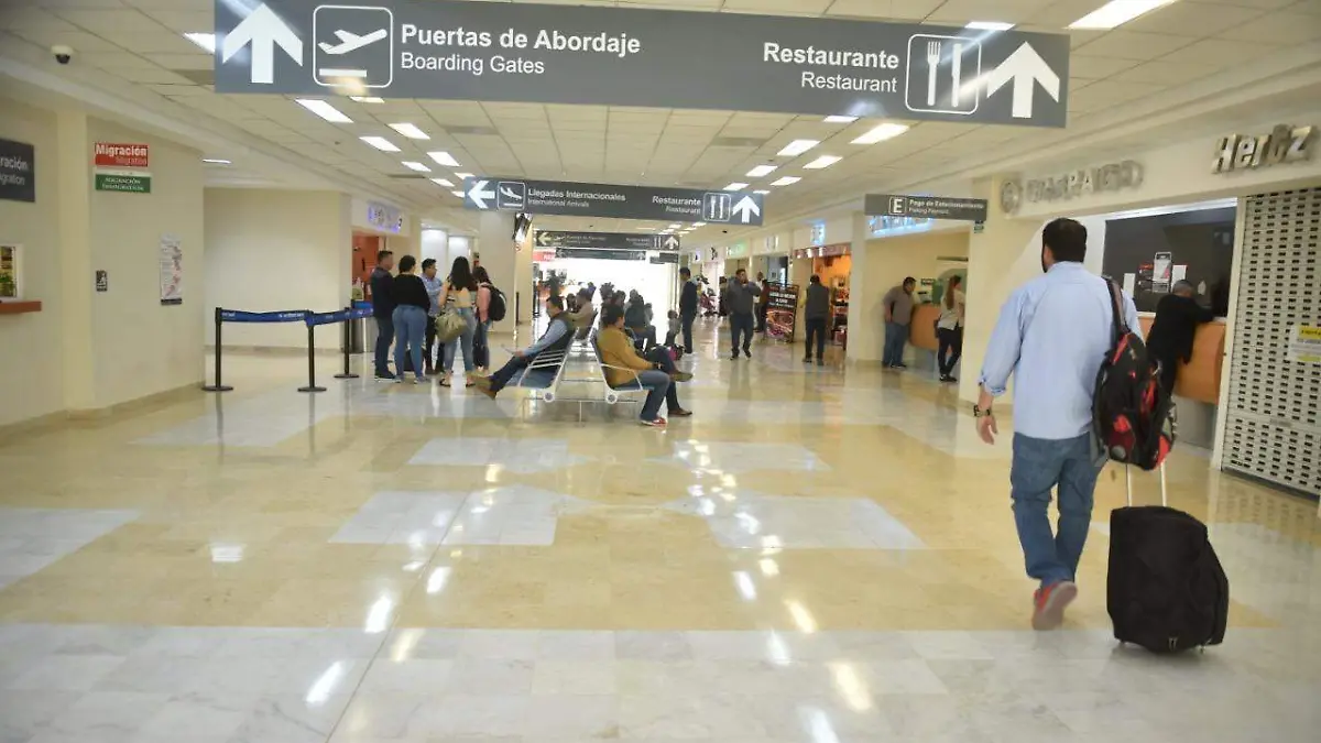 13 Aeropuerto 1